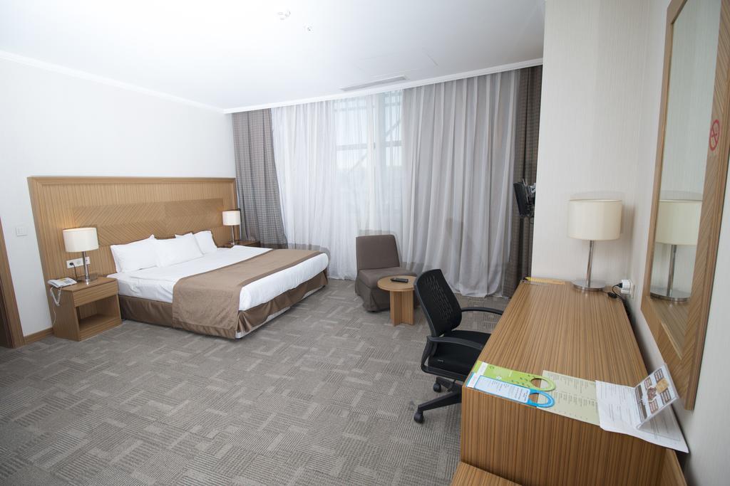 Boss Hotel Sincan Ngoại thất bức ảnh