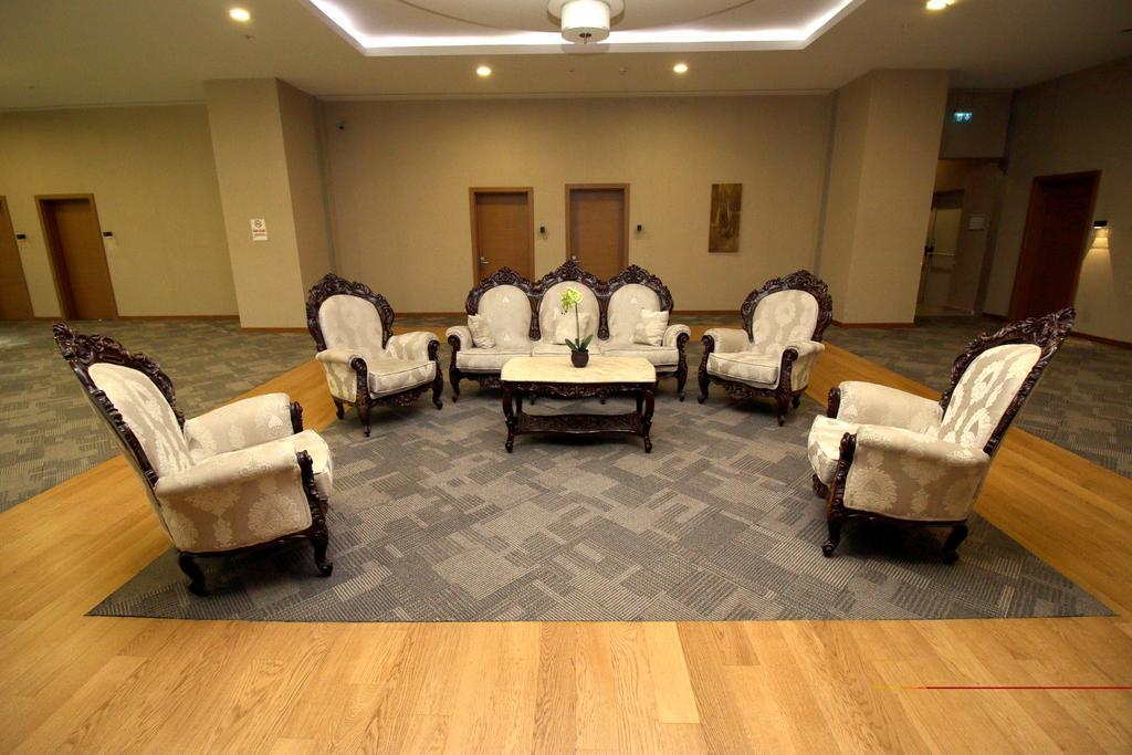 Boss Hotel Sincan Ngoại thất bức ảnh