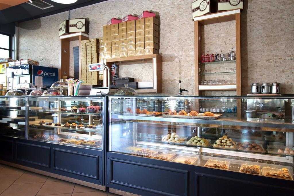Boss Hotel Sincan Ngoại thất bức ảnh
